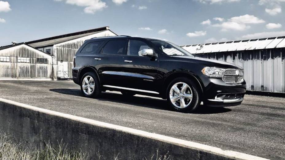 O motor 3.6 V6 Pentastar entrega 286 cv, acoplado a um câmbio automático de cinco marchas | <a href="https://beta-develop.quatrorodas.abril.com.br/carros/lancamentos//dodge-durango-736268.shtml" rel="migration">Leia mais</a> O motor 3.6 V6 Pentastar entrega 286 cv, acoplado a um câmbio automático de cinco marchas | <a href="https://beta-develop.quatrorodas.abril.com.br/carros/lancamentos//dodge-durango-736268.shtml" rel="migration">Leia mais</a>