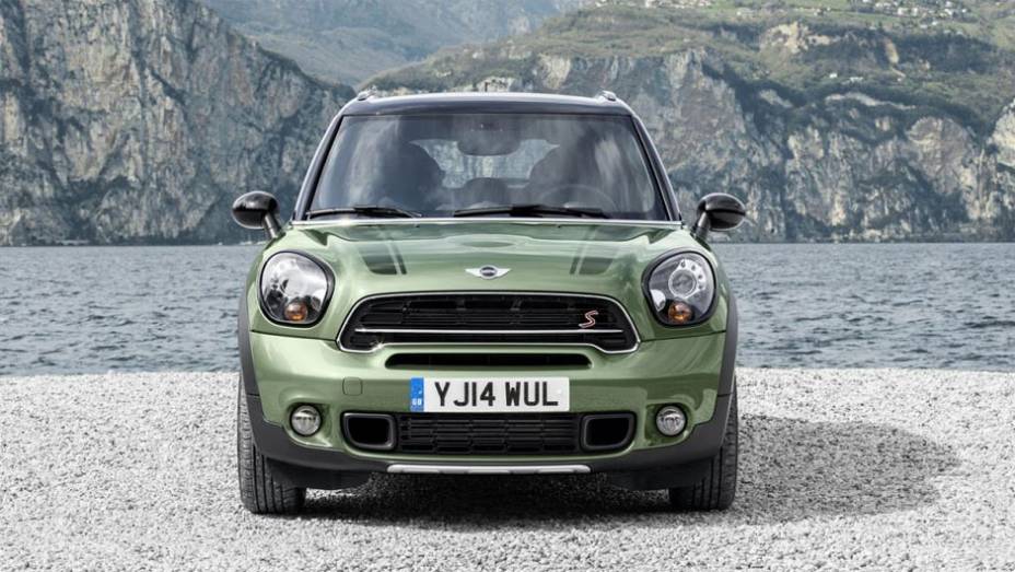 Na verdade, as mudanças de estilo são relativamente limitadas, mas incluem uma grade dianteira revista, luzes diurnas em LED | <a href="https://beta-develop.quatrorodas.abril.com.br/noticias/saloes/new-york-2014/mini-countryman-2015-revelado-nova-york-779973.shtml" rel="migration">Lei</a> Na verdade, as mudanças de estilo são relativamente limitadas, mas incluem uma grade dianteira revista, luzes diurnas em LED | <a href="https://beta-develop.quatrorodas.abril.com.br/noticias/saloes/new-york-2014/mini-countryman-2015-revelado-nova-york-779973.shtml" rel="migration">Lei</a>