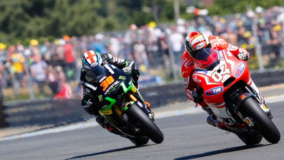 Bradley Smith (38) foi o décimo | <a href="https://beta-develop.quatrorodas.abril.com.br/moto/noticias/motogp-marquez-vence-quinta-seguida-2014-783148.shtml" rel="migration">Leia mais</a>