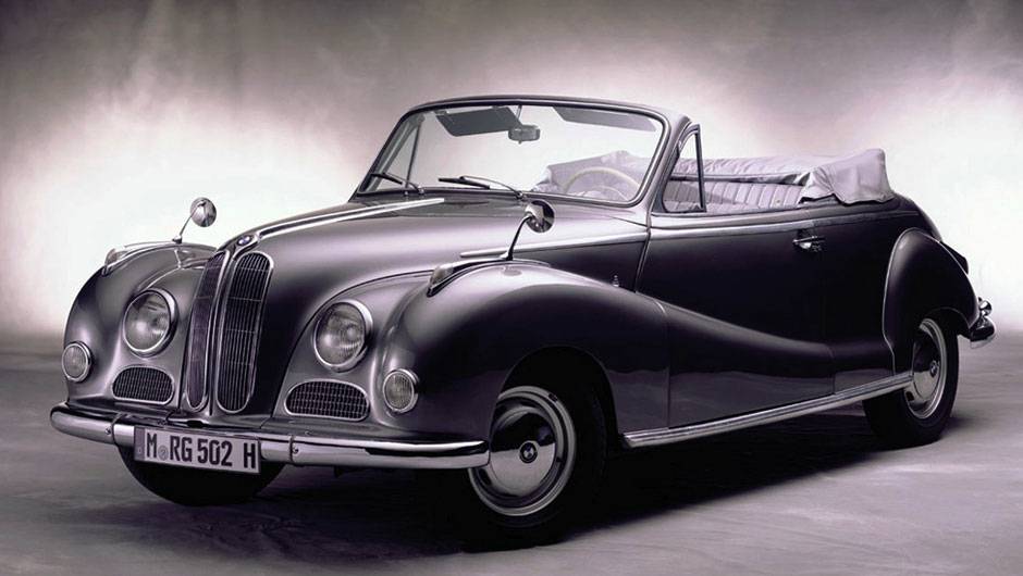 Na época a BMW não gozava do prestígio que tem hoje, mas o motor serviu para uma variedade de modelos de alto padrão, incluindo o 503 e o 507, e ajudou a aproximar o V8 dos europeus Na época a BMW não gozava do prestígio que tem hoje, mas o motor serviu para uma variedade de modelos de alto padrão, incluindo o 503 e o 507, e ajudou a aproximar o V8 dos europeus