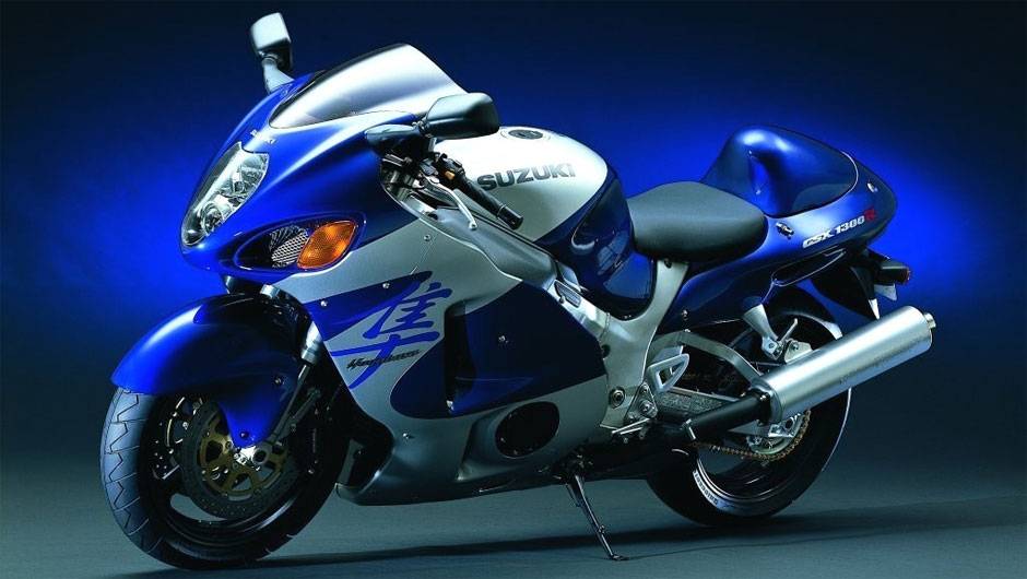 Suzuki Hayabusa GSX1300R, lançada em 1999, fez, e continua fazendo, muito sucesso entre os apaixonados por motos devido seu design e velocidade: 317 km/h (recorde aferido pelo Guinness Book de 2000 e 2004) Suzuki Hayabusa GSX1300R, lançada em 1999, fez, e continua fazendo, muito sucesso entre os apaixonados por motos devido seu design e velocidade: 317 km/h (recorde aferido pelo Guinness Book de 2000 e 2004)