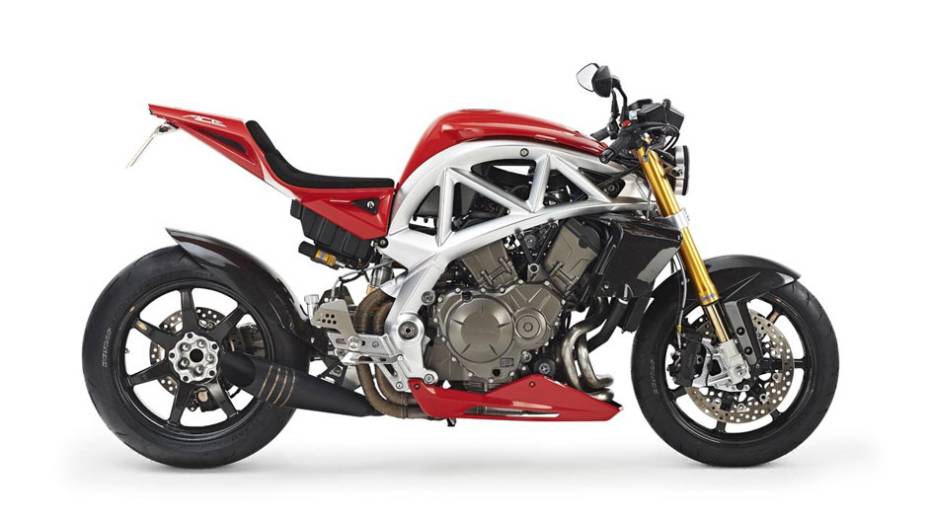 Modelo custar&aacute; 20 mil euros e ter&aacute; cerca 100 unidades produzidas por ano, na vers&atilde;o streetfighter... | <a href="https://beta-develop.quatrorodas.abril.com.br/moto/noticias/ariel-retorna-ao-mundo-duas-rodas-ace-2015-787267.shtml" rel="migration">Leia mais</a>
