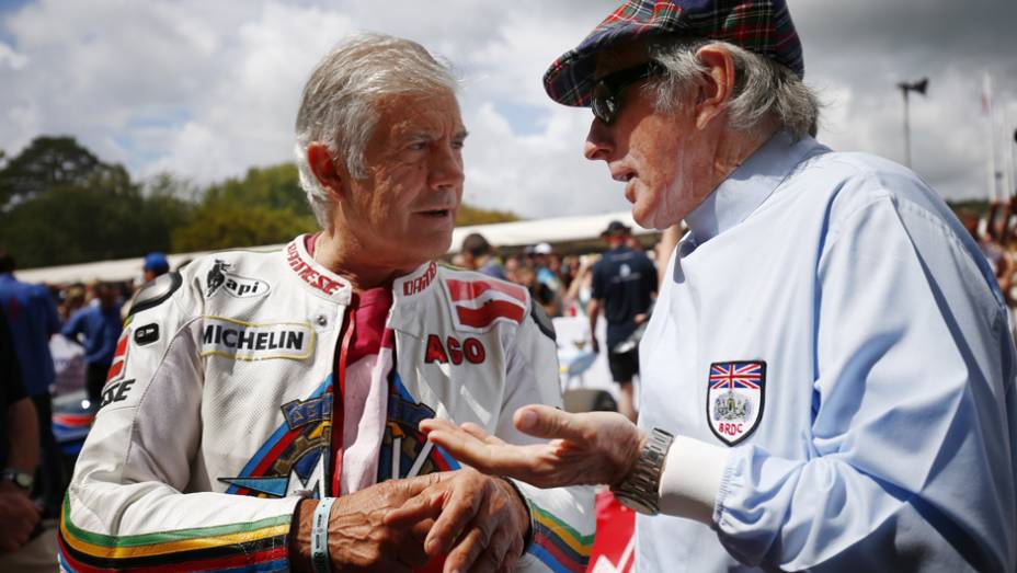 O escocês se encontrou com a lenda do motociclismo, Giacomo Agostini | <a href="https://beta-develop.quatrorodas.abril.com.br/galerias/especiais/festival-goodwood-2014-parte-1-787499.shtml" rel="migration">Parte 1</a>