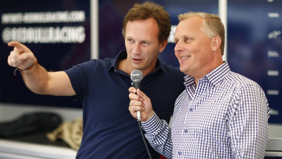 Outra figurinha fácil em 2014 foi o chefe da Red Bull, Christian Horner | <a href="https://beta-develop.quatrorodas.abril.com.br/galerias/especiais/festival-goodwood-2014-parte-1-787499.shtml" rel="migration">Parte 1</a>