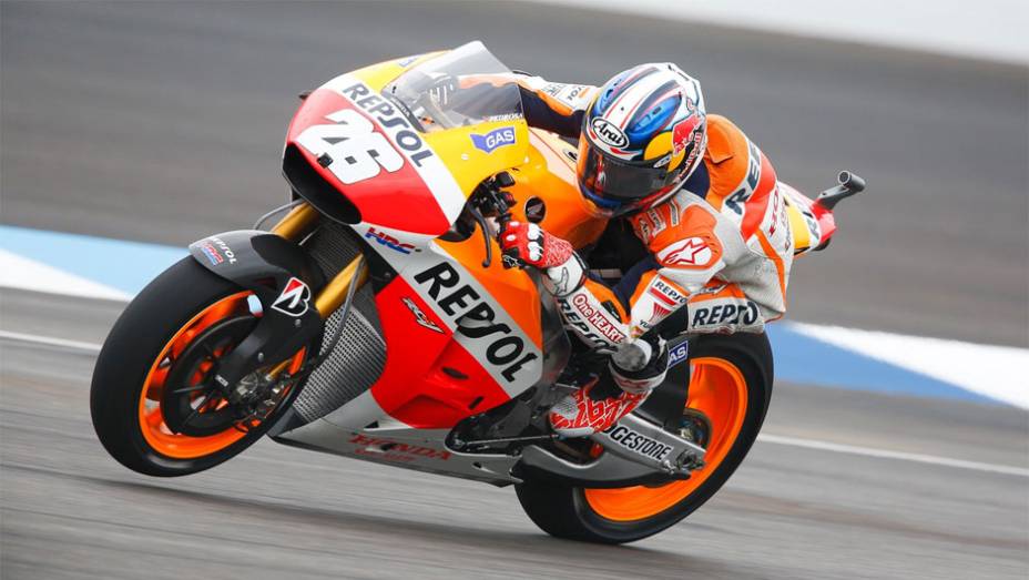 Em oitavo aparece Dani Pedrosa | <a href="https://beta-develop.quatrorodas.abril.com.br/moto/noticias/motogp-marquez-conquista-pole-indianapolis-795041.shtml" rel="migration">Leia mais</a>