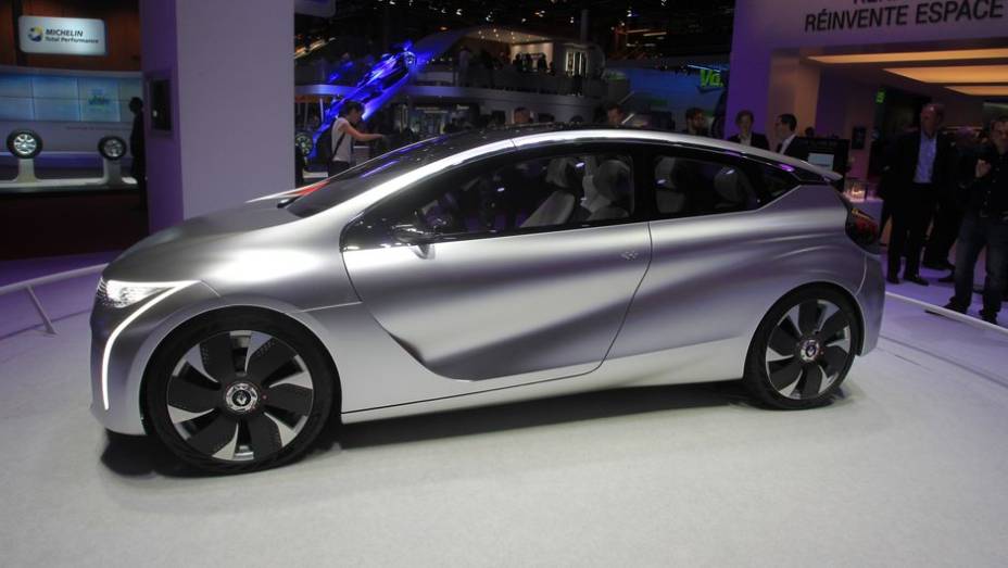 Renault Eolab concept | <a href="https://beta-develop.quatrorodas.abril.com.br/noticias/saloes/paris-2014/renault-eolab-concept-revelado-800268.shtml" rel="migration">Leia mais</a> | <a href="https://beta-develop.quatrorodas.abril.com.br/galerias/saloes/paris/2014/direto-paris-2014-parte-1-803949.s" rel="migration"></a>