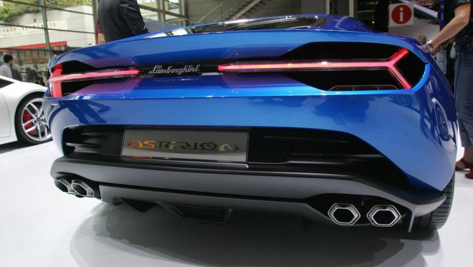 Lamborghini Asterion concept | <a href="https://beta-develop.quatrorodas.abril.com.br/noticias/saloes/paris-2014/lamborghini-asterion-concept-revelado-oficialmente-803466.shtml" rel="migration">Leia mais</a> | <a href="https://beta-develop.quatrorodas.abril.com.br/galerias/saloes/paris/2014/direto-" rel="migration"></a>