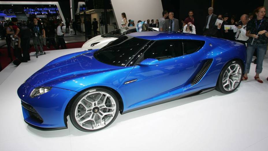 Lamborghini Asterion concept | <a href="https://beta-develop.quatrorodas.abril.com.br/noticias/saloes/paris-2014/lamborghini-asterion-concept-revelado-oficialmente-803466.shtml" rel="migration">Leia mais</a> | <a href="https://beta-develop.quatrorodas.abril.com.br/galerias/saloes/paris/2014/direto-" rel="migration"></a>