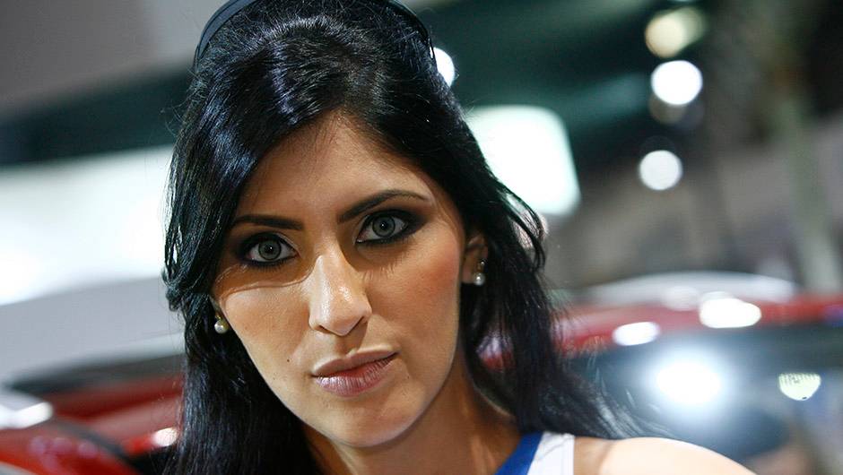 As mais belas garotas dos estandes do Salão do Automóvel na edição de 2014 | <a href="https://beta-develop.quatrorodas.abril.com.br/salao-do-automovel/2014/" rel="migration">Tudo sobre o Salão do Automóvel 2014</a> As mais belas garotas dos estandes do Salão do Automóvel na edição de 2014 | <a href="https://beta-develop.quatrorodas.abril.com.br/salao-do-automovel/2014/" rel="migration">Tudo sobre o Salão do Automóvel 2014</a>