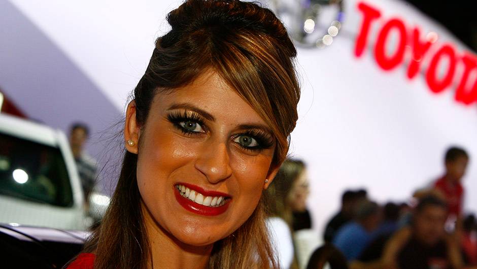As mais belas garotas dos estandes do Sal&atilde;o do Autom&oacute;vel na edi&ccedil;&atilde;o de 2014 | <a href="https://beta-develop.quatrorodas.abril.com.br/salao-do-automovel/2014/" rel="migration">Tudo sobre o Sal&atilde;o do Autom&oacute;vel 2014</a>
