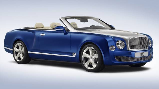 A Bentley apresentou o conceito Grand Convertible | <a href="https://beta-develop.quatrorodas.abril.com.br/noticias/saloes/losangeles-2014/bentley-grand-convertible-conceito-pode-ir-fabrica-815717.shtml" rel="migration">Leia mais</a> A Bentley apresentou o conceito Grand Convertible | <a href="https://beta-develop.quatrorodas.abril.com.br/noticias/saloes/losangeles-2014/bentley-grand-convertible-conceito-pode-ir-fabrica-815717.shtml" rel="migration">Leia mais</a>
