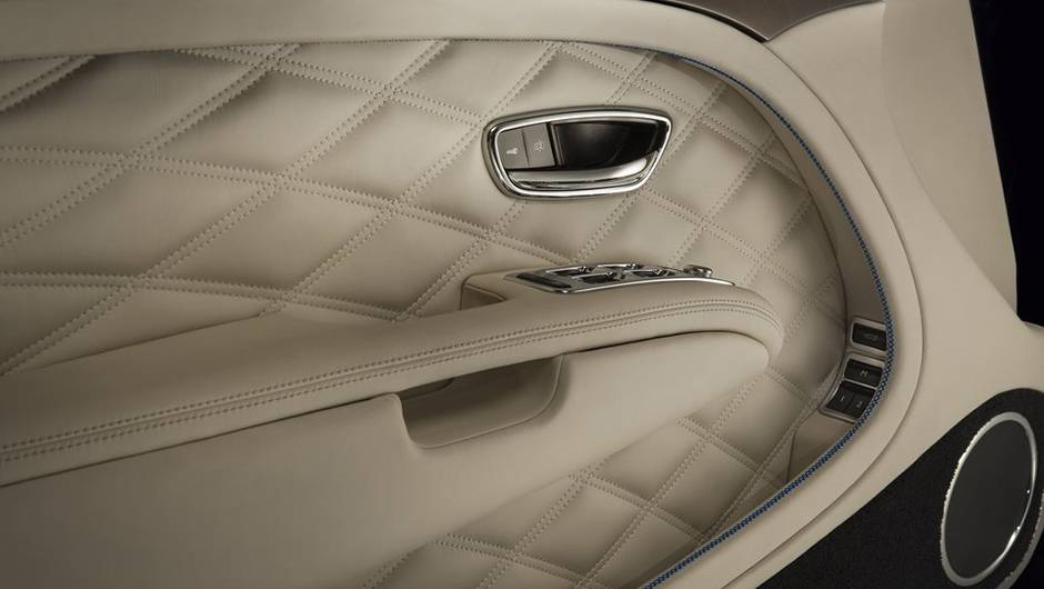 A marca não fornece os detalhes de desempenho | <a href="https://beta-develop.quatrorodas.abril.com.br/noticias/saloes/losangeles-2014/bentley-grand-convertible-conceito-pode-ir-fabrica-815717.shtml" rel="migration">Leia mais</a> A marca não fornece os detalhes de desempenho | <a href="https://beta-develop.quatrorodas.abril.com.br/noticias/saloes/losangeles-2014/bentley-grand-convertible-conceito-pode-ir-fabrica-815717.shtml" rel="migration">Leia mais</a>