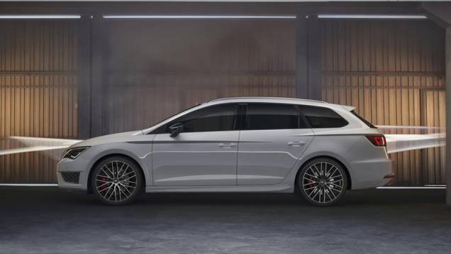 A perua esportiva que chega com duas versões de desempenho, ambas com motor 2.0 turbo | <a href="https://beta-develop.quatrorodas.abril.com.br/noticias/fabricantes/seat-oficializa-leon-st-cupra-823620.shtml" rel="migration">Leia mais</a> A perua esportiva que chega com duas versões de desempenho, ambas com motor 2.0 turbo | <a href="https://beta-develop.quatrorodas.abril.com.br/noticias/fabricantes/seat-oficializa-leon-st-cupra-823620.shtml" rel="migration">Leia mais</a>