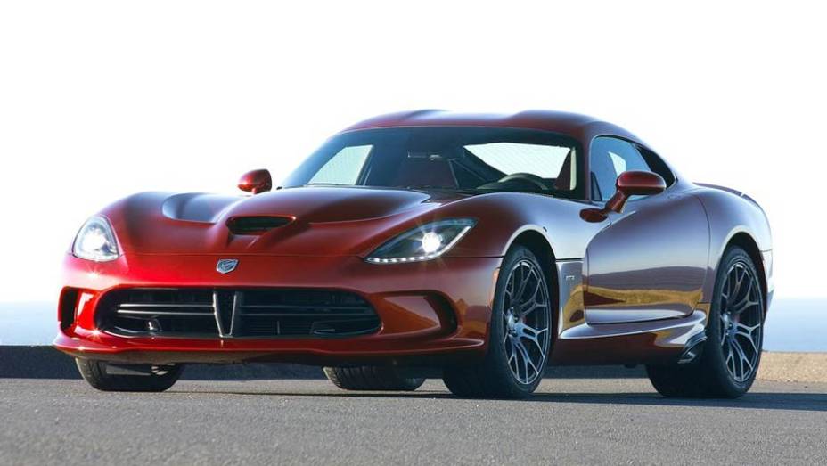 Dodge - Verdadeiro dono: Grupo Chrysler, que pertence ao Grupo Fiat; Sede: Estados Unidos; Volume de produção: mais de 50.000 unidades em 2012; Mercado que atende: Global Dodge - Verdadeiro dono: Grupo Chrysler, que pertence ao Grupo Fiat; Sede: Estados Unidos; Volume de produção: mais de 50.000 unidades em 2012; Mercado que atende: Global