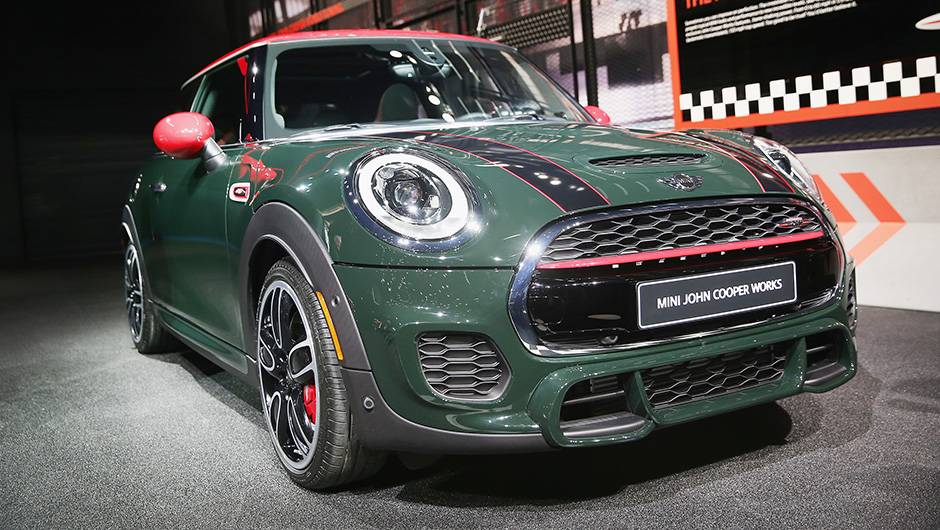 MINI John Cooper Works | <a href="https://beta-develop.quatrorodas.abril.com.br/noticias/saloes/detroit-2015/vazam-imagens-novo-mini-john-cooper-works-820017.shtml" rel="migration">Leia mais</a> | <a href="https://beta-develop.quatrorodas.abril.com.br/galerias/saloes/detroit-2015/1o-dia-salao-detroit-" rel="migration"></a> MINI John Cooper Works | <a href="https://beta-develop.quatrorodas.abril.com.br/noticias/saloes/detroit-2015/vazam-imagens-novo-mini-john-cooper-works-820017.shtml" rel="migration">Leia mais</a> | <a href="https://beta-develop.quatrorodas.abril.com.br/galerias/saloes/detroit-2015/1o-dia-salao-detroit-" rel="migration"></a>