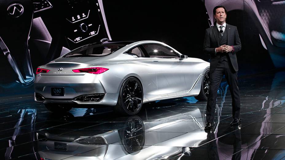 Infiniti Q60 concept | <a href="https://beta-develop.quatrorodas.abril.com.br/noticias/saloes/detroit-2015/infiniti-revela-q60-concept-detroit-824520.shtml" rel="migration">Leia mais</a> | <a href="https://beta-develop.quatrorodas.abril.com.br/galerias/saloes/detroit-2015/1o-dia-salao-detroit-824981.s" rel="migration"></a>