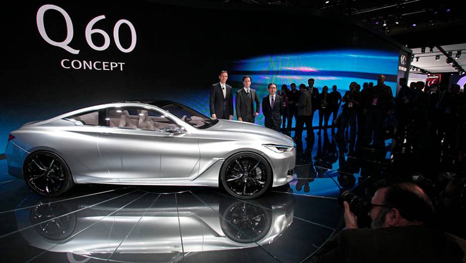 Infiniti Q60 concept | <a href="https://beta-develop.quatrorodas.abril.com.br/noticias/saloes/detroit-2015/infiniti-revela-q60-concept-detroit-824520.shtml" rel="migration">Leia mais</a> | <a href="https://beta-develop.quatrorodas.abril.com.br/galerias/saloes/detroit-2015/1o-dia-salao-detroit-824981.s" rel="migration"></a>