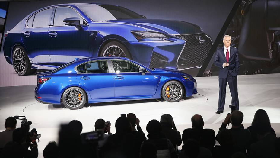 Lexus GS F | <a href="https://beta-develop.quatrorodas.abril.com.br/noticias/saloes/detroit-2015/lexus-apresenta-gs-f-2016-822700.shtml" rel="migration">Leia mais</a> | <a href="https://beta-develop.quatrorodas.abril.com.br/galerias/saloes/detroit-2015/1o-dia-salao-detroit-824981.shtml" rel="migration">Veja a primeira</a> Lexus GS F | <a href="https://beta-develop.quatrorodas.abril.com.br/noticias/saloes/detroit-2015/lexus-apresenta-gs-f-2016-822700.shtml" rel="migration">Leia mais</a> | <a href="https://beta-develop.quatrorodas.abril.com.br/galerias/saloes/detroit-2015/1o-dia-salao-detroit-824981.shtml" rel="migration">Veja a primeira</a>