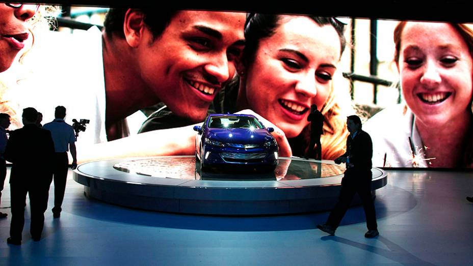 Chevrolet Volt | <a href="https://beta-develop.quatrorodas.abril.com.br/noticias/saloes/detroit-2015/chevrolet-mostra-volt-2016-salao-detroit-824360.shtml" rel="migration">Leia mais</a> | <a href="https://beta-develop.quatrorodas.abril.com.br/galerias/saloes/detroit-2015/1o-dia-salao-detroit-824981.sh" rel="migration"></a> Chevrolet Volt | <a href="https://beta-develop.quatrorodas.abril.com.br/noticias/saloes/detroit-2015/chevrolet-mostra-volt-2016-salao-detroit-824360.shtml" rel="migration">Leia mais</a> | <a href="https://beta-develop.quatrorodas.abril.com.br/galerias/saloes/detroit-2015/1o-dia-salao-detroit-824981.sh" rel="migration"></a>
