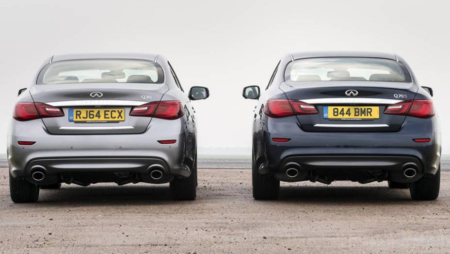 Ela combina motor 3.5 a gasolina com motor elétrico, de modo a entregar um total de 364 cv e 55,7 mkgf | <a href="https://beta-develop.quatrorodas.abril.com.br//noticias/fabricantes/infiniti-confirma-precos-q70-829383.shtml" rel="migration">Leia mais</a> Ela combina motor 3.5 a gasolina com motor elétrico, de modo a entregar um total de 364 cv e 55,7 mkgf | <a href="https://beta-develop.quatrorodas.abril.com.br//noticias/fabricantes/infiniti-confirma-precos-q70-829383.shtml" rel="migration">Leia mais</a>