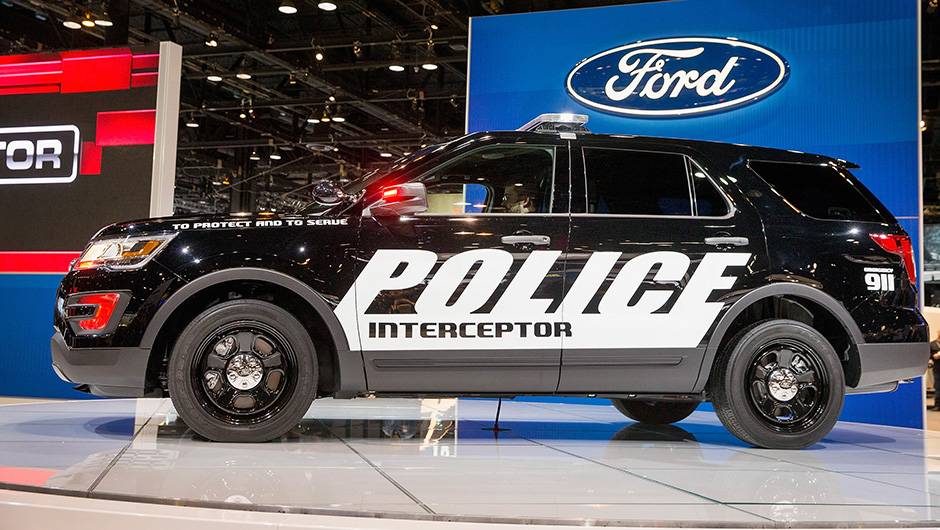 Ford Police Interceptor | <a href="https://beta-develop.quatrorodas.abril.com.br/noticias/fabricantes/ford-lanca-novo-interceptor-policia-estados-unidos-834721.shtml" rel="migration">Leia mais</a> Ford Police Interceptor | <a href="https://beta-develop.quatrorodas.abril.com.br/noticias/fabricantes/ford-lanca-novo-interceptor-policia-estados-unidos-834721.shtml" rel="migration">Leia mais</a>