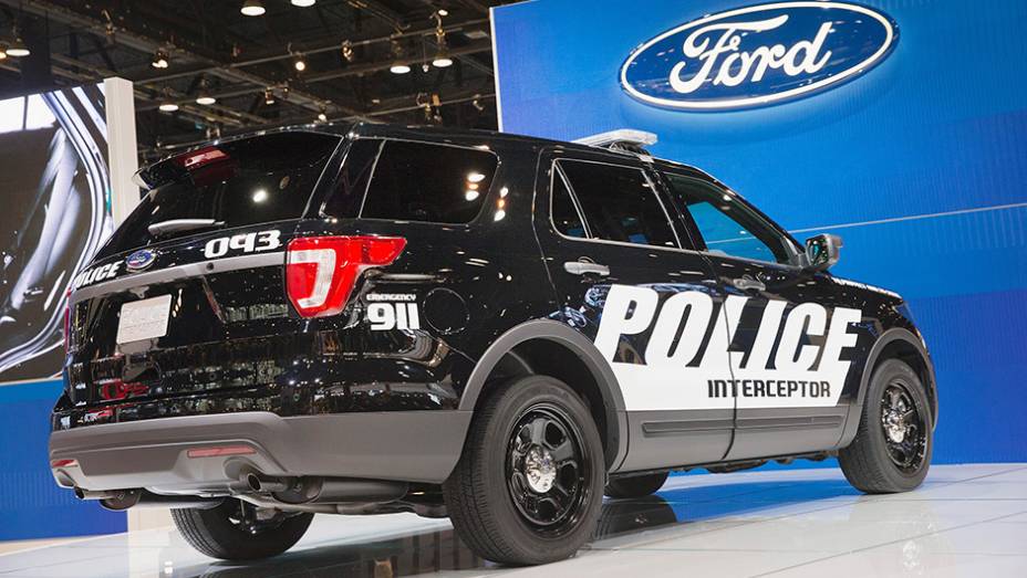 Ford Police Interceptor | <a href="https://beta-develop.quatrorodas.abril.com.br/noticias/fabricantes/ford-lanca-novo-interceptor-policia-estados-unidos-834721.shtml" rel="migration">Leia mais</a>