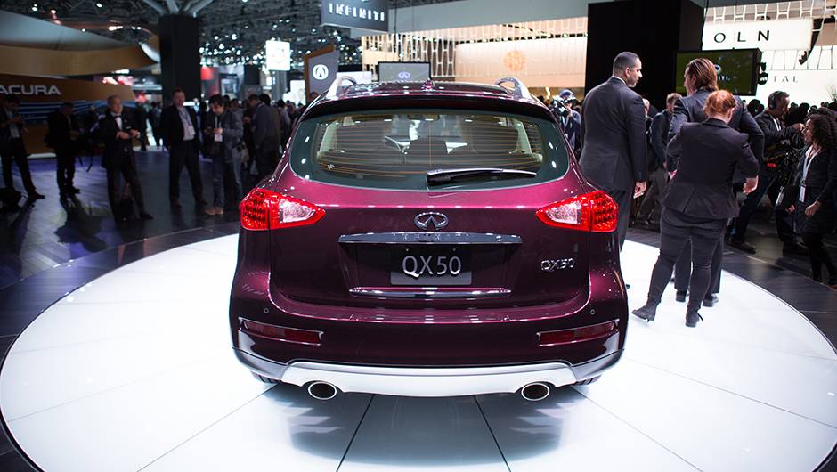 Infiniti QX50 | <a href="https://beta-develop.quatrorodas.abril.com.br/noticias/saloes/new-york-2015/infiniti-revela-qx50-2016-entre-eixos-alongado-852420.shtml" target="_blank" rel="migration">Leia mais</a> Infiniti QX50 | <a href="https://beta-develop.quatrorodas.abril.com.br/noticias/saloes/new-york-2015/infiniti-revela-qx50-2016-entre-eixos-alongado-852420.shtml" target="_blank" rel="migration">Leia mais</a>