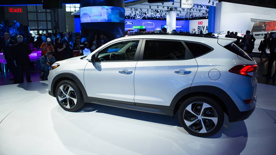 Hyundai Tucson | <a href="https://beta-develop.quatrorodas.abril.com.br/noticias/saloes/new-york-2015/hyundai-mostra-tucson-mercado-norte-americano-852540.shtml" target="_blank" rel="migration">Leia mais</a>