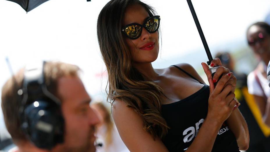 Confira as belas garotas do grid da MotoGP em Mugello! | <a href="https://beta-develop.quatrorodas.abril.com.br/moto/noticias/motogp-jorge-lorenzo-vence-mugello-871621.shtml" rel="migration">Leia mais</a>