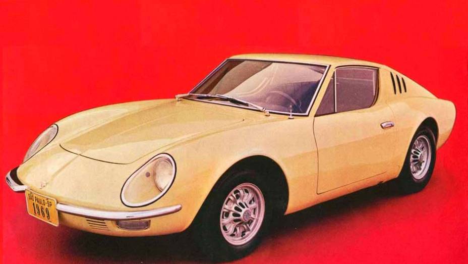 Puma GT (VW): inspirado no Lamborghini Miura criado por Marcello Gandini, Rino Malzoni desenhou um esportivo esguio, mais baixo que o anterior; os motores VW a ar eram oferecidos com diferentes prepara&ccedil;&otilde;es e se tornariam o padr&atilde;o da ind&uacute;stria dos fora-de-