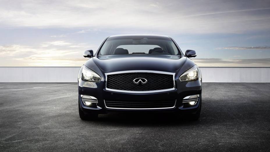 O seu motor &eacute; V8 e fornece 416 cv. | <a href="https://beta-develop.quatrorodas.abril.com.br/noticias/saloes/new-york-2014/" rel="migration">Leia mais</a>