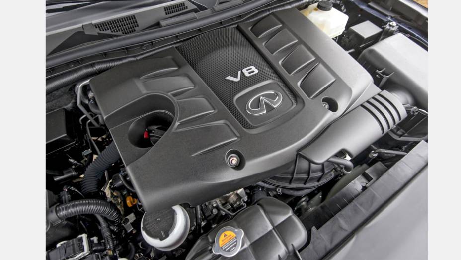 O SUV &eacute; equipado com motor V8. | <a href="https://beta-develop.quatrorodas.abril.com.br/noticias/saloes/new-york-2014/" rel="migration">Leia mais</a>