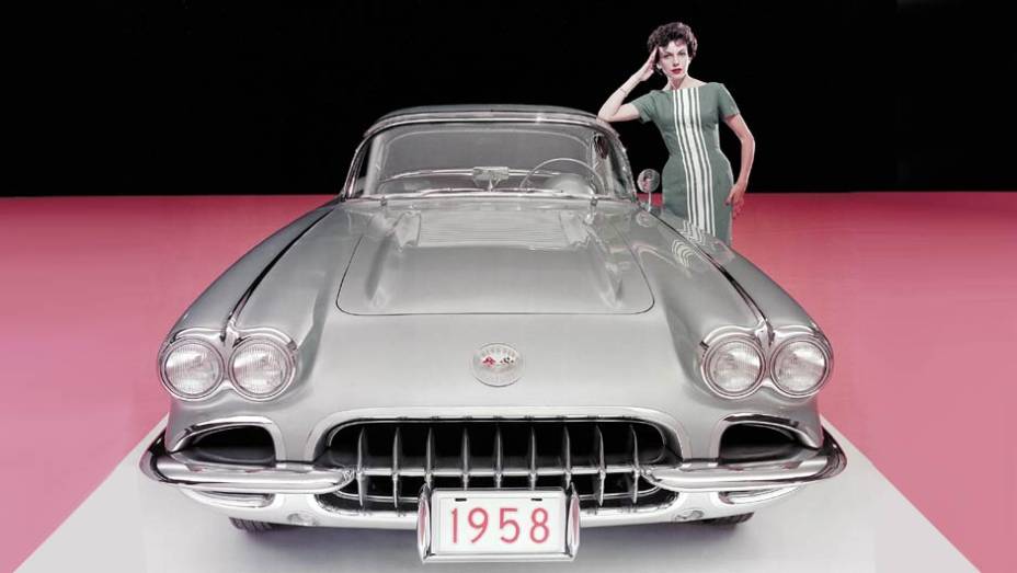 1958: as feições definitivas da primeira geração do Corvette foram apresentadas em 1958, quando os faróis passaram a ser duplos. O V8 rendia até 290 cv, na versão mais forte. Esse desenho duraria até 1962 1958: as feições definitivas da primeira geração do Corvette foram apresentadas em 1958, quando os faróis passaram a ser duplos. O V8 rendia até 290 cv, na versão mais forte. Esse desenho duraria até 1962