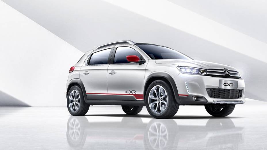 Citroën revelou oficialmente o C-XR. | <a href="https://beta-develop.quatrorodas.abril.com.br/noticias/saloes/pequim-2014/citroen-revela-conceito-c-xr-780309.shtml" rel="migration">Leia mais</a>