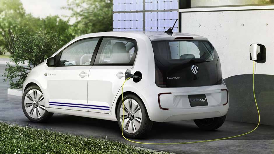 O compacto tem um motor de dois cilindros a diesel com 47 cv e outro elétrico, resultando em uma potência combinada de 74 cv | <a href="https://beta-develop.quatrorodas.abril.com.br/noticias/saloes/toquio-2013/volkswagen-anuncia-twin-up-concept-759580.shtml" rel="migration"></a> O compacto tem um motor de dois cilindros a diesel com 47 cv e outro elétrico, resultando em uma potência combinada de 74 cv | <a href="https://beta-develop.quatrorodas.abril.com.br/noticias/saloes/toquio-2013/volkswagen-anuncia-twin-up-concept-759580.shtml" rel="migration"></a>