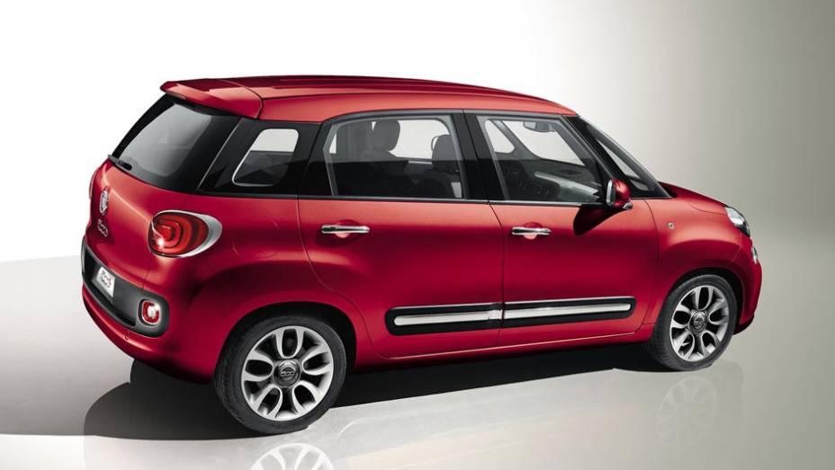 Suas vendas começam na Europa no último trimestre de 2012 | <a href="https://beta-develop.quatrorodas.abril.com.br/saloes/genebra/2012/fiat-500l-678496.shtml" rel="migration">Leia mais</a> Suas vendas começam na Europa no último trimestre de 2012 | <a href="https://beta-develop.quatrorodas.abril.com.br/saloes/genebra/2012/fiat-500l-678496.shtml" rel="migration">Leia mais</a>