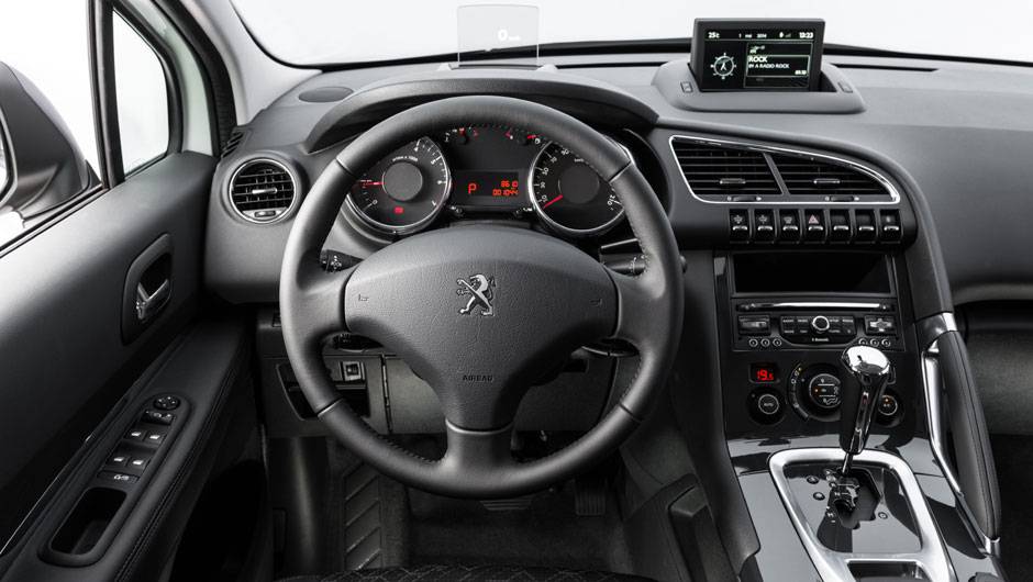 Interior traz poucas mudanças no visual, mas ganhou equipamentos | <a href="https://beta-develop.quatrorodas.abril.com.br/noticias/fabricantes/novo-peugeot-3008-chega-ao-brasil-783426.shtml" rel="migration">Leia mais</a> Interior traz poucas mudanças no visual, mas ganhou equipamentos | <a href="https://beta-develop.quatrorodas.abril.com.br/noticias/fabricantes/novo-peugeot-3008-chega-ao-brasil-783426.shtml" rel="migration">Leia mais</a>