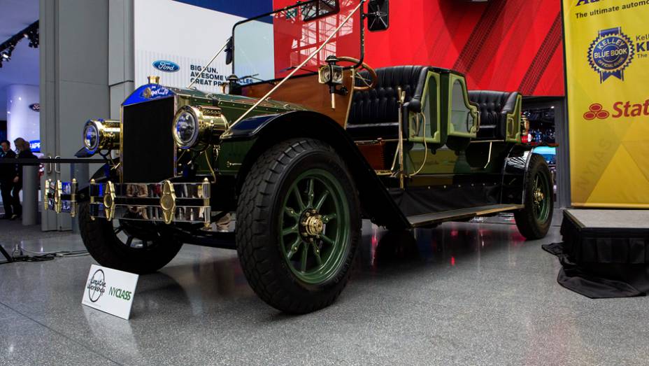 Protótipo elétrico | <a href="https://beta-develop.quatrorodas.abril.com.br/noticias/saloes/new-york-2014/" rel="migration">Leia mais</a> Protótipo elétrico | <a href="https://beta-develop.quatrorodas.abril.com.br/noticias/saloes/new-york-2014/" rel="migration">Leia mais</a>