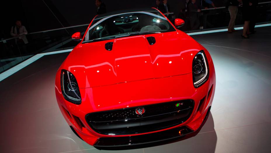 Jaguar F Type | <a href="https://beta-develop.quatrorodas.abril.com.br/noticias/saloes/new-york-2014/" rel="migration">Leia mais</a> Jaguar F Type | <a href="https://beta-develop.quatrorodas.abril.com.br/noticias/saloes/new-york-2014/" rel="migration">Leia mais</a>