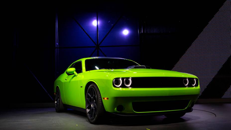 Dogde Challenger 2015 | <a href="https://beta-develop.quatrorodas.abril.com.br/noticias/saloes/new-york-2014/challenger-reestilizado-apresentado-nova-york-780076.shtml" rel="migration">Leia mais</a> Dogde Challenger 2015 | <a href="https://beta-develop.quatrorodas.abril.com.br/noticias/saloes/new-york-2014/challenger-reestilizado-apresentado-nova-york-780076.shtml" rel="migration">Leia mais</a>