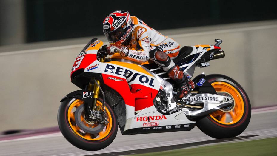 Galeria de Quatro Rodas da MotoGP - Catar (domingo) | <a href="https://beta-develop.quatrorodas.abril.com.br/moto/noticias/prova-disputada-marquez-segura-pressao-rossi-vence-catar-777551.shtml" rel="migration">Leia mais</a> Galeria de Quatro Rodas da MotoGP - Catar (domingo) | <a href="https://beta-develop.quatrorodas.abril.com.br/moto/noticias/prova-disputada-marquez-segura-pressao-rossi-vence-catar-777551.shtml" rel="migration">Leia mais</a>