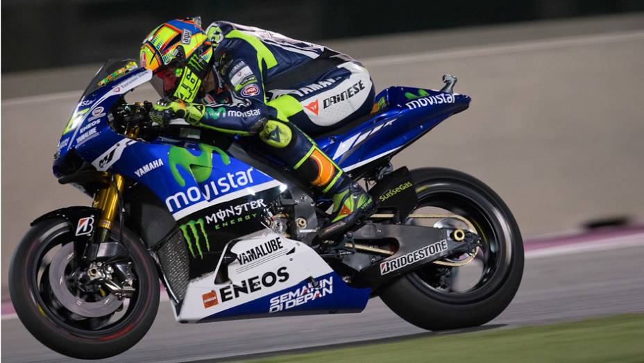 Galeria de Quatro Rodas da MotoGP - Catar (domingo) | <a href="https://beta-develop.quatrorodas.abril.com.br/moto/noticias/prova-disputada-marquez-segura-pressao-rossi-vence-catar-777551.shtml" rel="migration">Leia mais</a> Galeria de Quatro Rodas da MotoGP - Catar (domingo) | <a href="https://beta-develop.quatrorodas.abril.com.br/moto/noticias/prova-disputada-marquez-segura-pressao-rossi-vence-catar-777551.shtml" rel="migration">Leia mais</a>