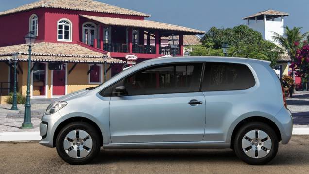A nova carroceria ser&aacute; oferecida nas vers&otilde;es Take Up e Move Up | <a href="https://beta-develop.quatrorodas.abril.com.br/noticias/fabricantes/vw-up-ganha-versao-duas-portas-cambio-i-motion-780612.shtml" rel="migration">Leia mais</a>