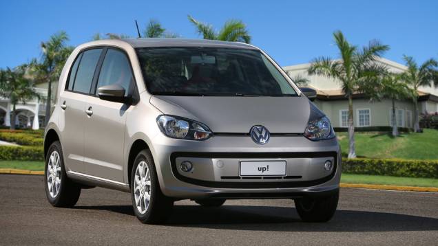 J&aacute; o c&acirc;mbio automatizado I-Motion, conhecido pelo codinome SQ100, ser&aacute; vendido a partir da vers&atilde;o Move Up e nas duas carrocerias | <a href="https://beta-develop.quatrorodas.abril.com.br/noticias/fabricantes/vw-up-ganha-versao-duas-portas-cambio-i-motion-780612.shtml" rel="migration">L</a>