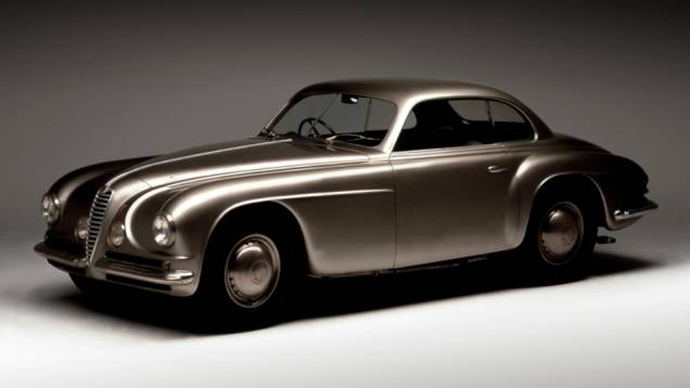 Alfa Romeo 6C: Há um grande número de variantes produzidas sobre o Alfa Romeo 6C, mas o Villa dEste, produzida pela Touring em 48, se tornou sinônimo do modelo. Para muita gente, só existiu esse 6C Alfa Romeo 6C: Há um grande número de variantes produzidas sobre o Alfa Romeo 6C, mas o Villa dEste, produzida pela Touring em 48, se tornou sinônimo do modelo. Para muita gente, só existiu esse 6C