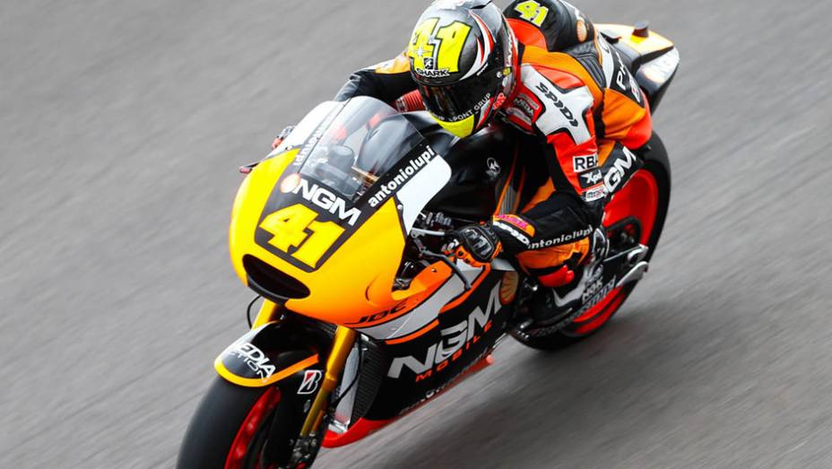 Galeria de Quatro Rodas da MotoGP - Argentina (sexta) - Aleix Espargar&oacute; | <a href="https://beta-develop.quatrorodas.abril.com.br/moto/noticias/marc-marquez-mais-rapido-dia-argentina-780861.shtml" rel="migration">Leia mais</a>