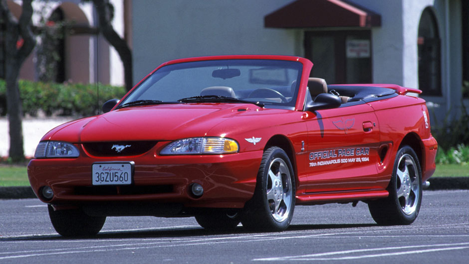 No fim de 1994, o pony-car sofreu a maior mudan&ccedil;a desde seu lan&ccedil;amento; completamente diferente, ele at&eacute; chegou a ser importado para o Brasil