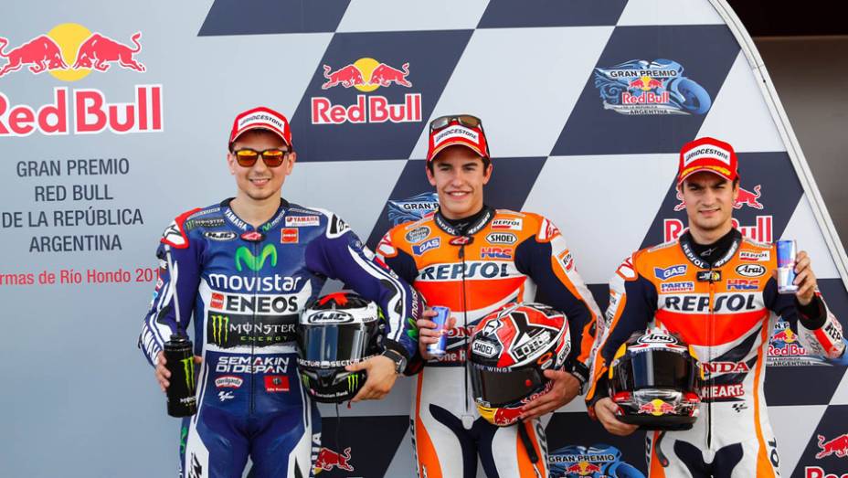 Galeria de Quatro Rodas da MotoGP - Argentina (s&aacute;bado) - Marc M&aacute;rquez, Jorge Lorenzo e Dani Pedrosa. | <a href="https://beta-develop.quatrorodas.abril.com.br/moto/noticias/marquez-mantem-dominio-pole-argentina-780906.shtml" rel="migration">Leia mais</a>