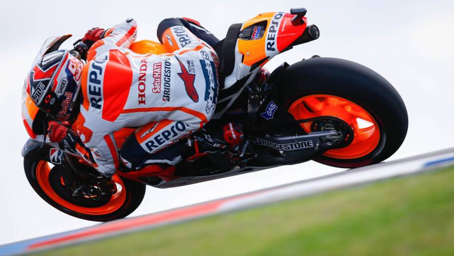 Galeria de Quatro Rodas da MotoGP - Argentina (s&aacute;bado) - Marc M&aacute;rquez. | <a href="https://beta-develop.quatrorodas.abril.com.br/moto/noticias/marquez-mantem-dominio-pole-argentina-780906.shtml" rel="migration">Leia mais</a>