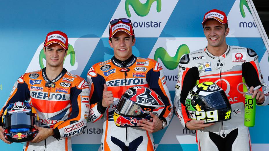 Marc Márquez cravou a 11ª pole da temporada a 20ª na carreira. Pedrosa é segundo e Iannone o terceiro. | <a href="https://beta-develop.quatrorodas.abril.com.br/moto/noticias/motogp-marquez-crava-11a-pole-ano-802760.shtml" rel="migration">Leia mais</a>